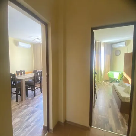 Amadeus 5 Apartamento
