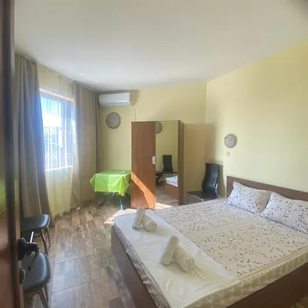 Apartamento Amadeus 5 *
